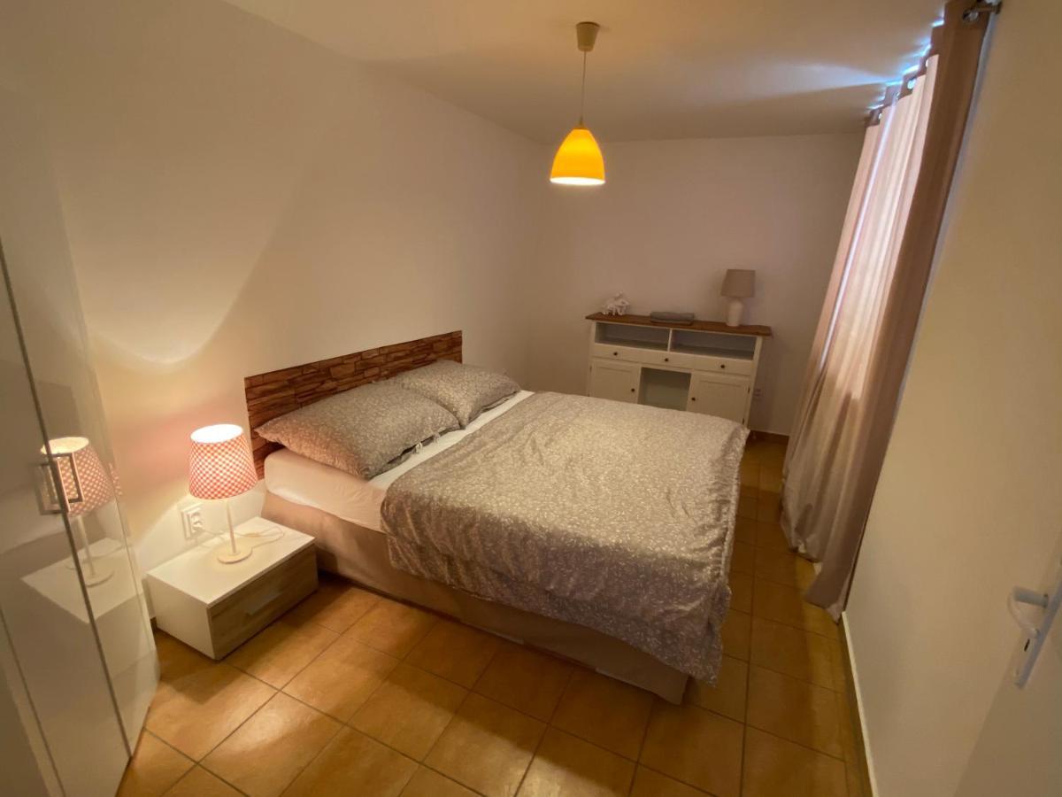 Zara Apartmán